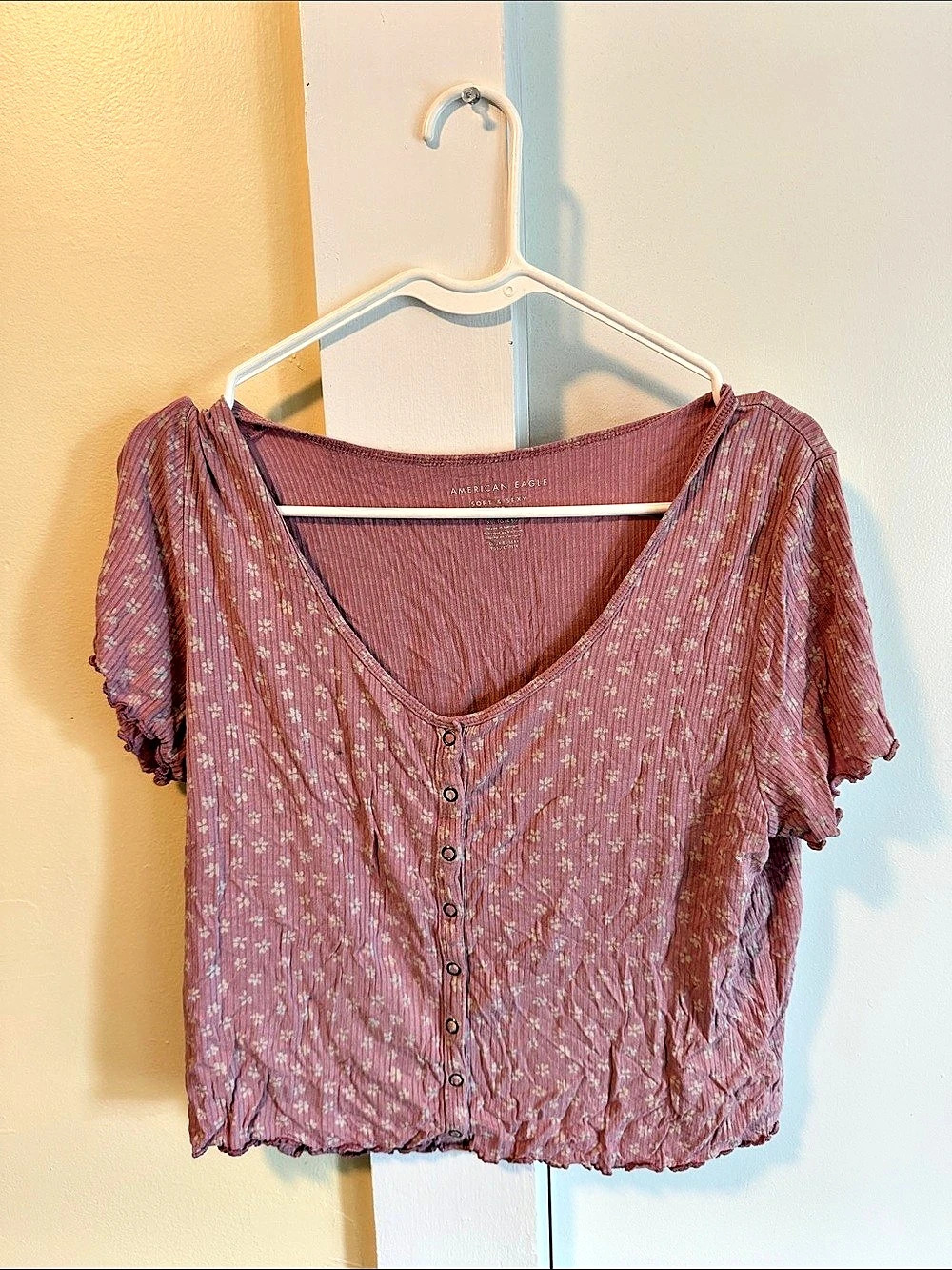 American Eagle Soft & Sexy Rib Button Front Top Floral Button Front Top XL